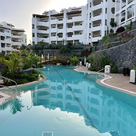Jardines - Avago 2 1 Pool View 2b 度假居