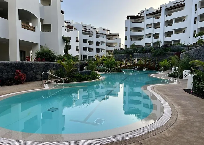 Jardines - Avago 2 1 Pool View 2b Palm-mar